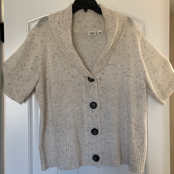Cato Sweaters - Cato Women short sleeve sweater. Size 22/24W.